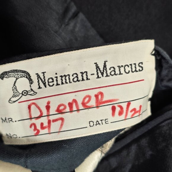 Neiman Marcus Mens Vintage Two-Piece Black Tuxedo With Satin Lapels Size 38R - Picture 6 of 16